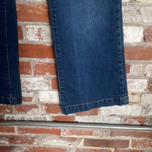 Gap Low Rise Long & Lean Boot Cut medium Wash Jeans Size 10R - Picture 5 of 8